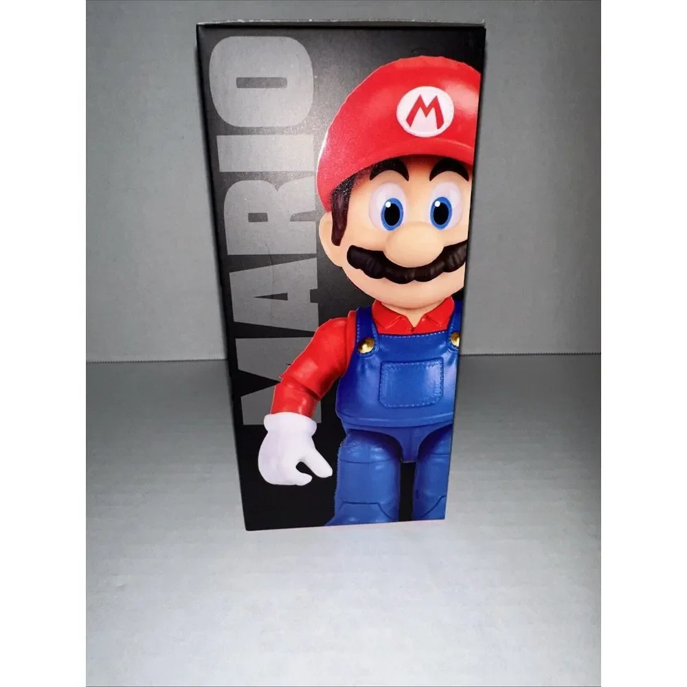 Nintendo The Super Mario Bros. Movie Mario‎ Figure with Plunger Accessory NEW